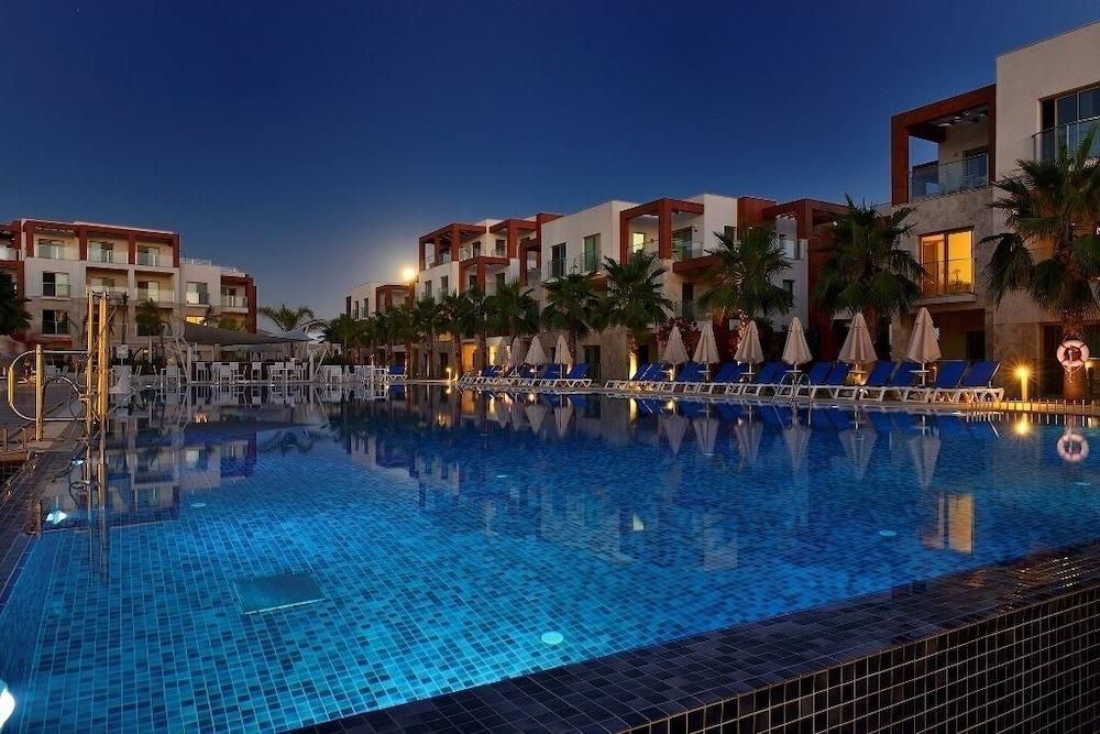 Sundance Suites Hotel Turgutreis Bagian luar foto